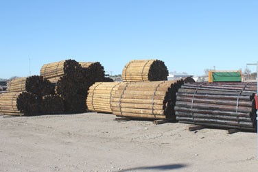 Wood Posts - 6 1/2 ft and 8 ft, Pipe